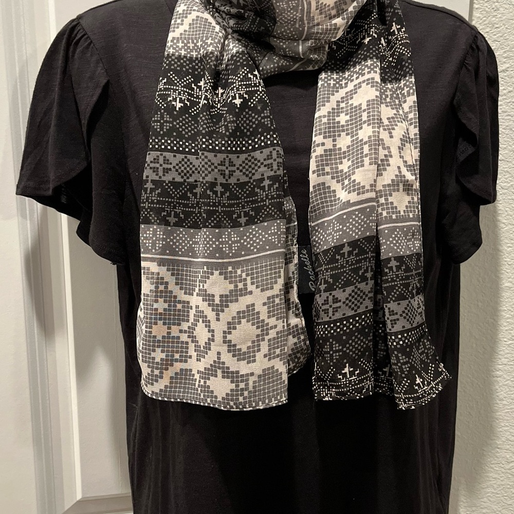 NINE WEST, Brown sweater,round neck.Comes with scarf,pre-loved condition. Size M